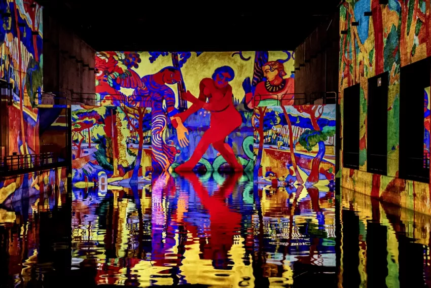 © Culturespaces / Eric Spiller Vue exposition Monet Renoir Chagall Bassins