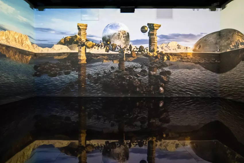 © Culturespaces / Vincent Pinson Vue exposition Infinite Horizons Bassins